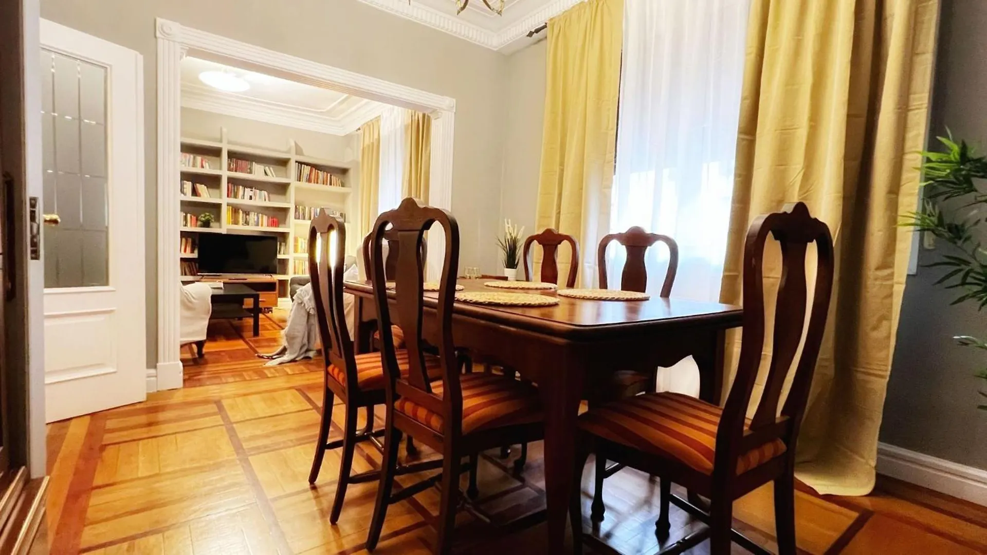 Apartamento Centrica Y Amplia Vivienda Turistica Con Wifi Bilbao 0*,  España