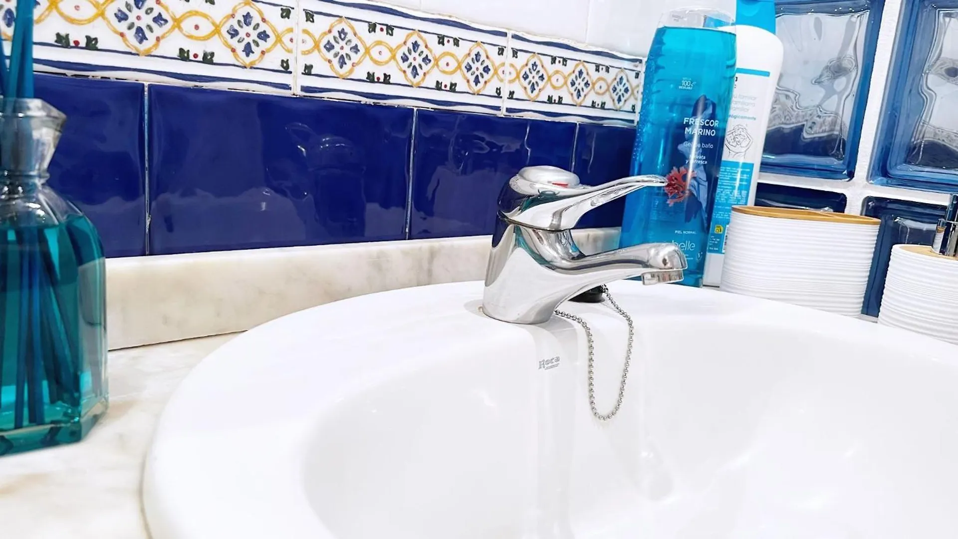 Apartamento Centrica Y Amplia Vivienda Turistica Con Wifi Bilbao 0*,